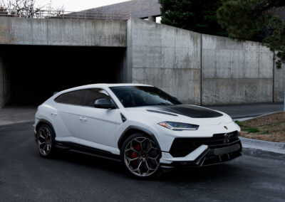 The Lamborghini Urus Performante, finished in XPEL Stealth PPF and protected on the inside by Xpel Ceramic Tint