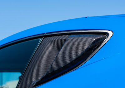 Carbon fiber air inlet on the Porsche GT4 RS