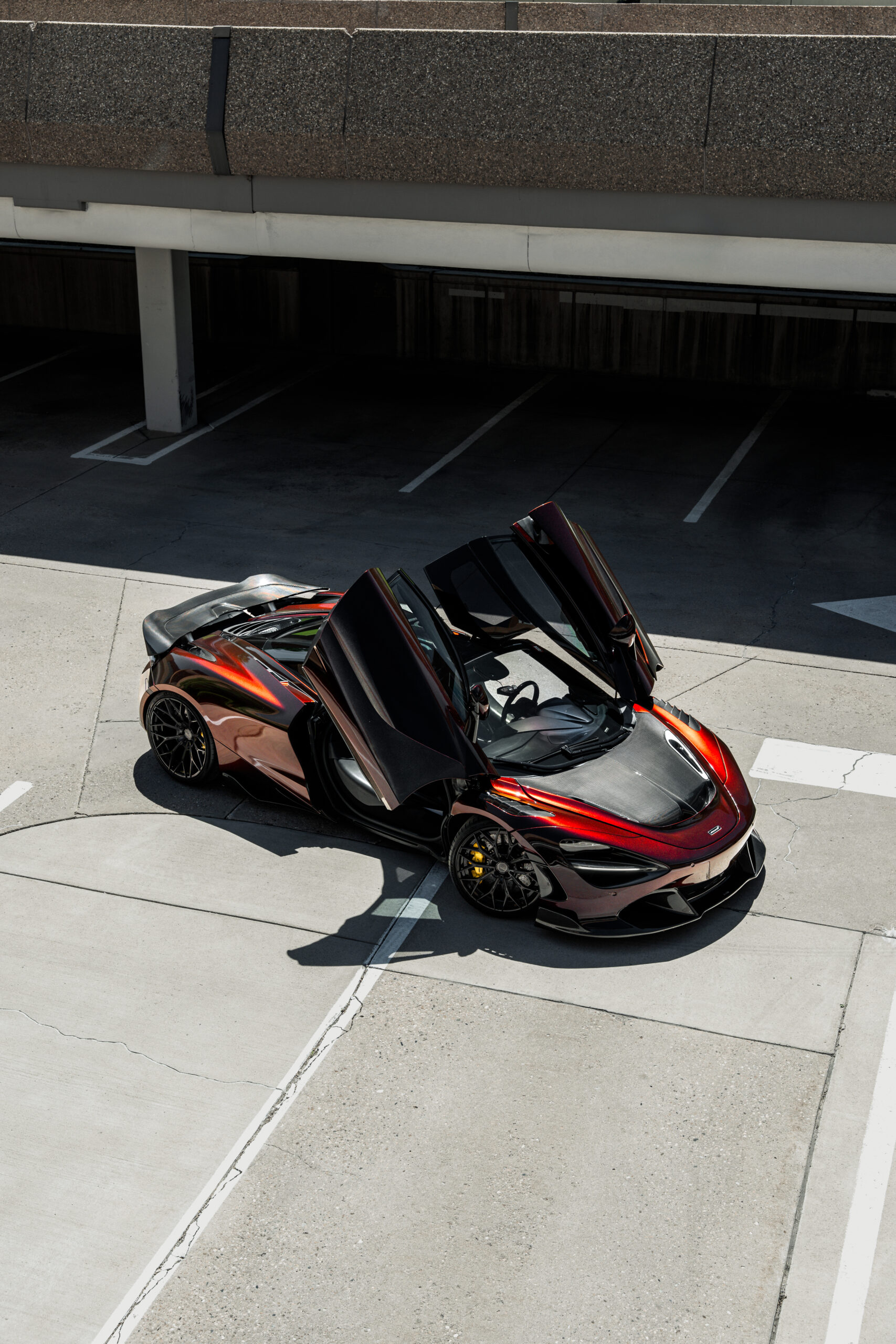 Aerial shot of the completed Mclaren 720s showing the different colors within PWF Black Opalus